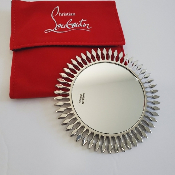 3 Christian Louboutin Pocket Mirrors & Pouch - Picture 3 of 4